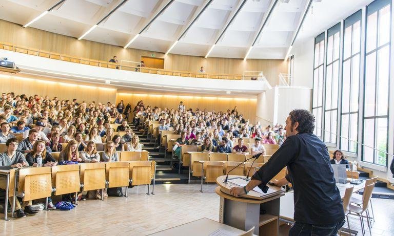 Lecture in lecture hall