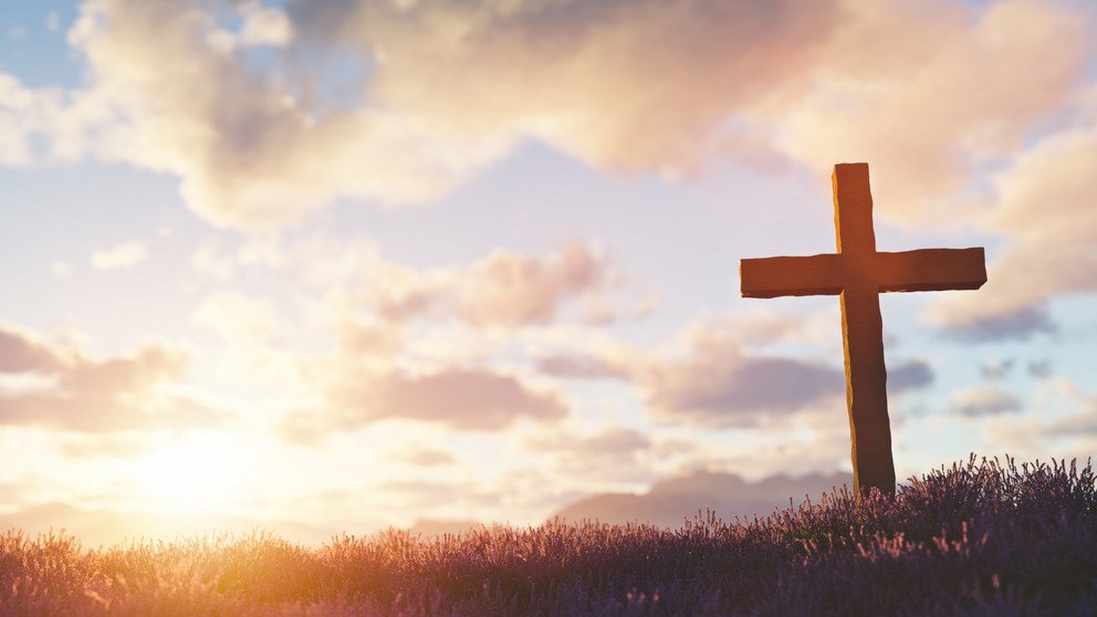Kreuz mit Sonnenuntergang