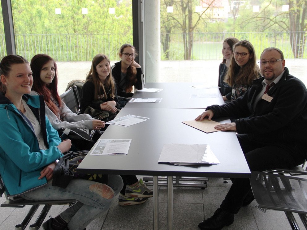 Vortrag zur Campusführung mit Universitätsarchivar Mario Puhane
