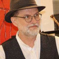 Portrait Tomas Sauer