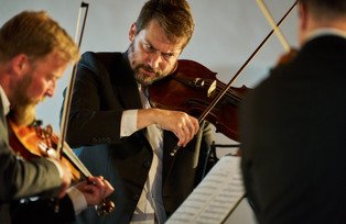 Symposion 2026 - Streichertrio Europäische Wochen
