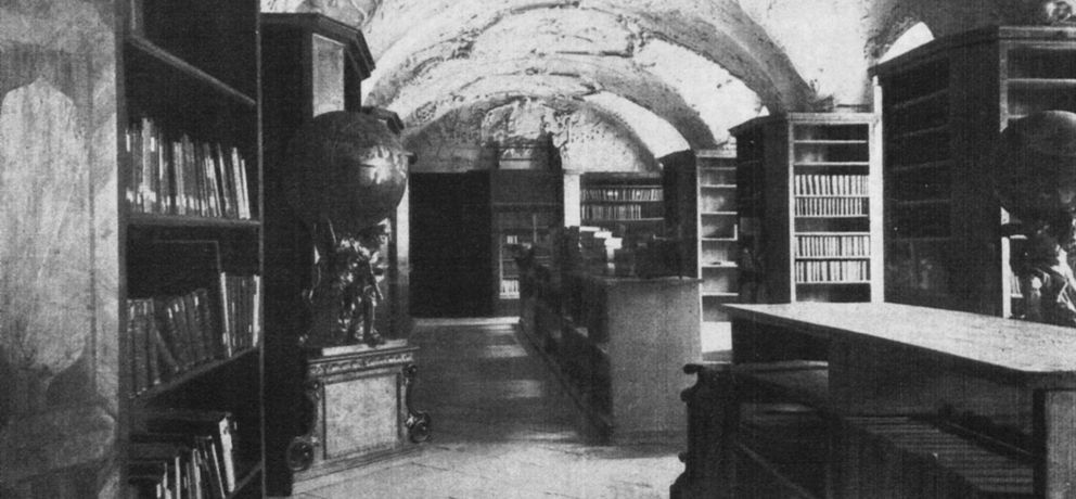 Stucksaal der Studienbibliothek