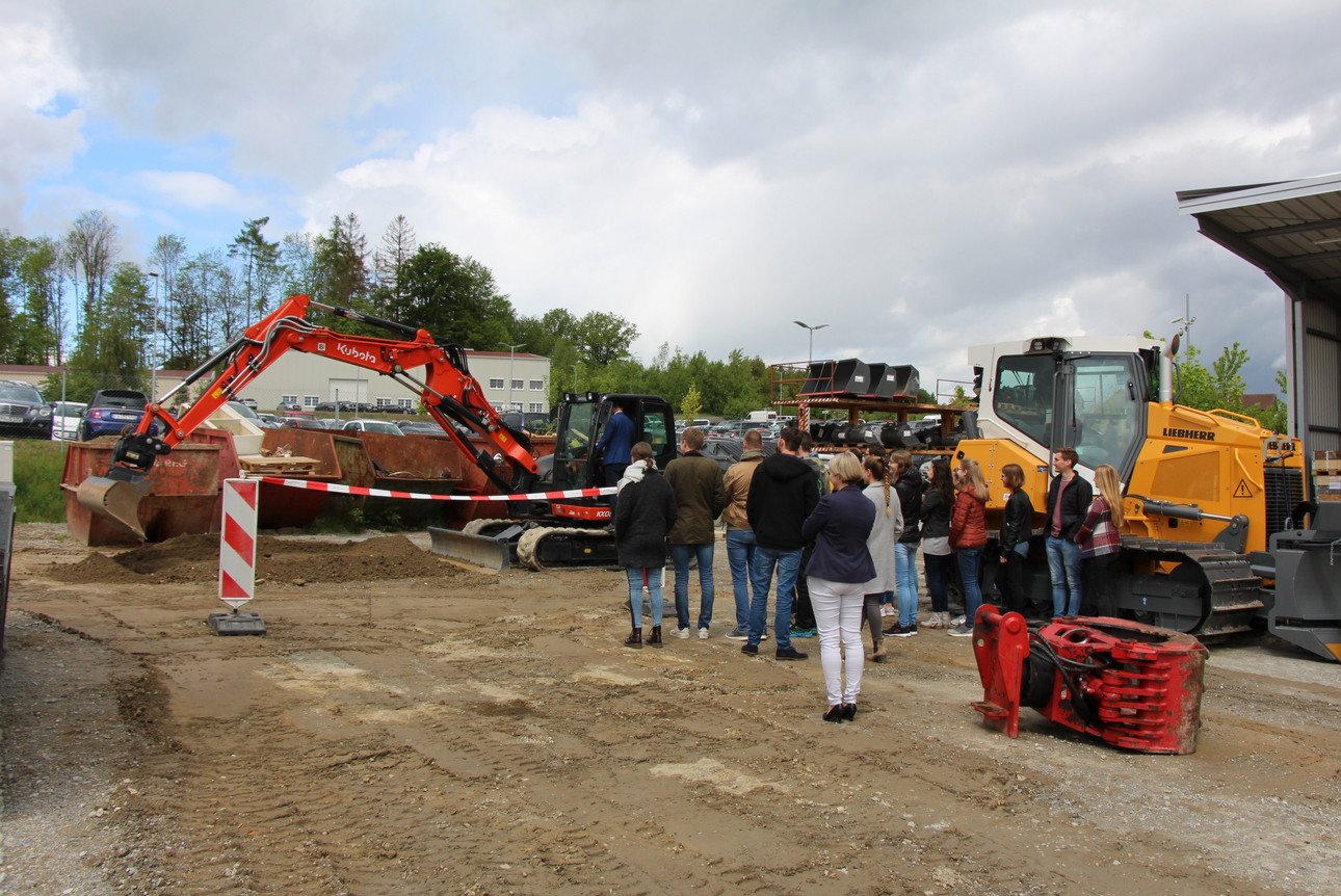 Exkursion Beutlhauser Baumaschinen GmbH