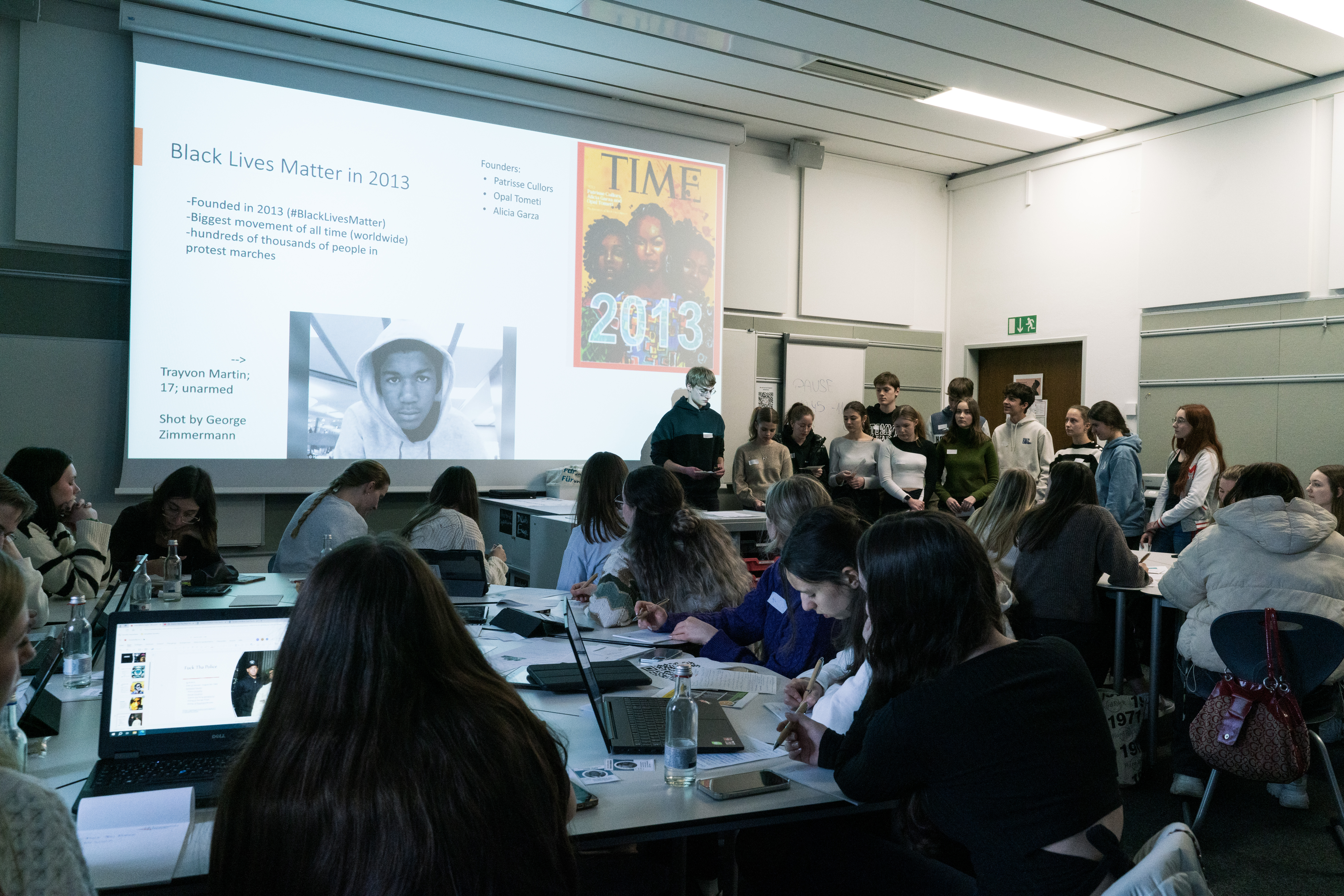 Workshop "Intersections of Racism: Voices Unveiled“