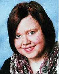 Ihre Schwester Lisa (15, kl. Bild) kam bei dem Unfall ums Leben.