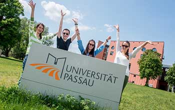 Studierende der Universität Passau Studierende der Universität Passau