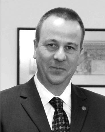 Oliver Stoll