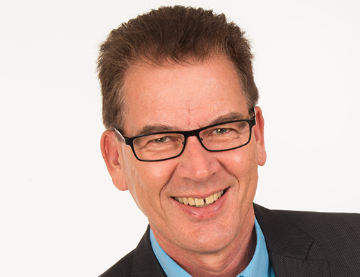 Entwicklungsminister Dr. Gerd M&uuml;ller spricht an der Universit&auml;t Passau. Foto: privat