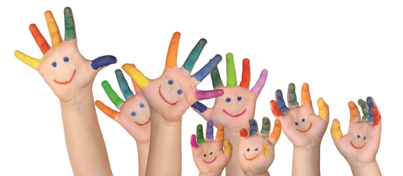 Kinderh&auml;nde bunt bemalt