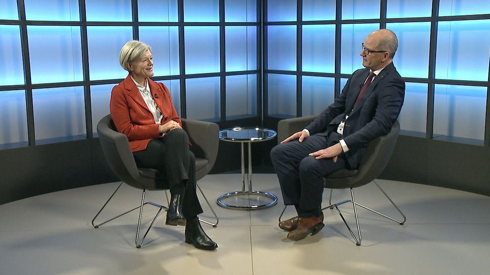 Präsidentin Prof. Dr. Carola Jungwirth im Campusdialog mit Ernst Spateneder, dem Leiter der Abteilung Univeristätssteuerung