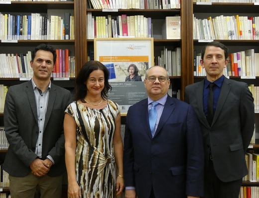 Foto mit Dr. Paul Alibert (Attaché für Wissenschafts- und Hochschulkooperation für Bayern und Baden-Württemberg), die Autorin Prof. Dr. Ursula Reutner, der französische Generalkonsul Pierre Lanapats, der Direktor des Institut français Thomas Vautravers